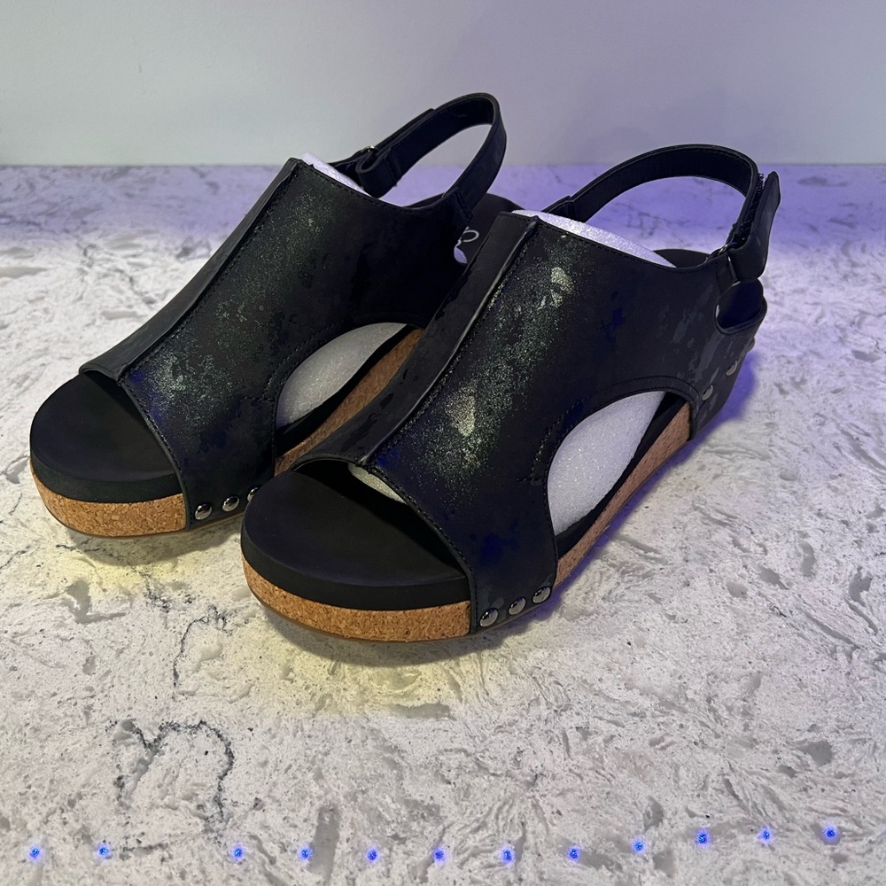 Black Wedges